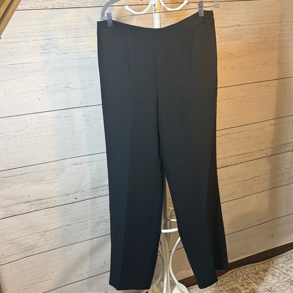 Talbots Women’s Flowy Black Dressy Pants Size 12 NWT
